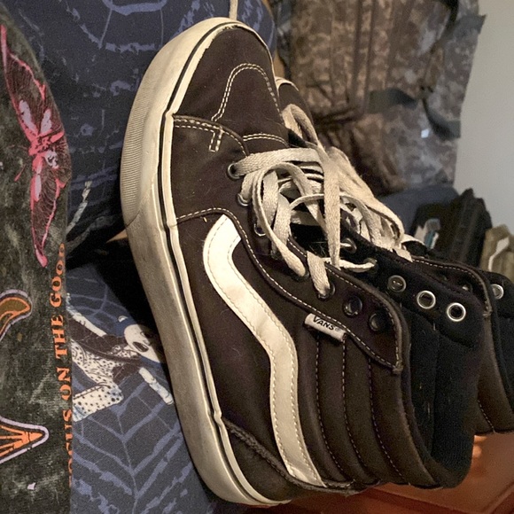 Hightop black and white vans - Picture 1 of 4